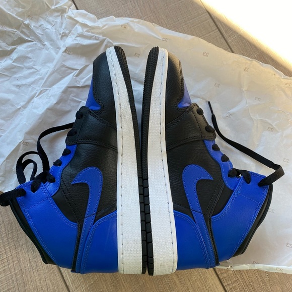 Air Jordan—- only wear twice, very very good condition. - Picture 8 of 12